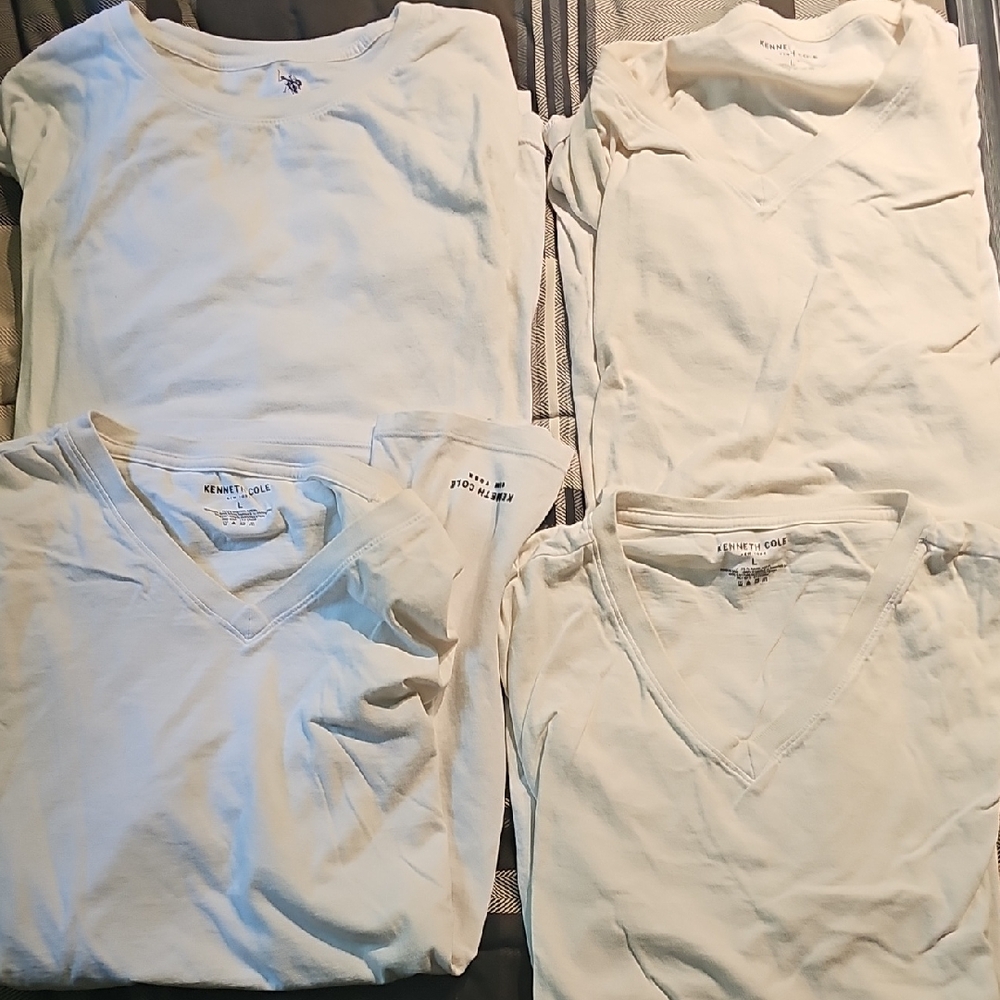 Kenneth Cole White V-Neck T-Shirt